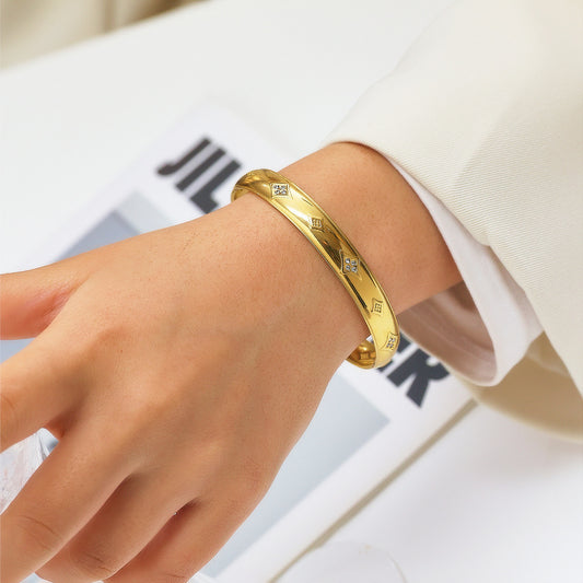 Miraaya Stainless Steel Bracelet 18K Gold Plating C- Shaped Gold